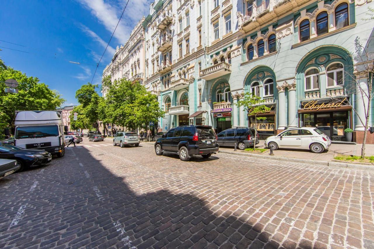 2К Квартира Поруч Із Майданом Незалежності Kiev Dış mekan fotoğraf